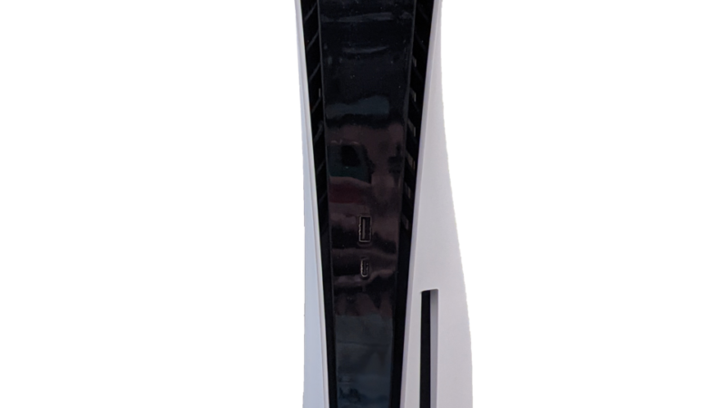 PlayStation 5 and DualSense controller. Photo: Osh33m, via Wikimedia Commons (CC licence, see Commons file page).